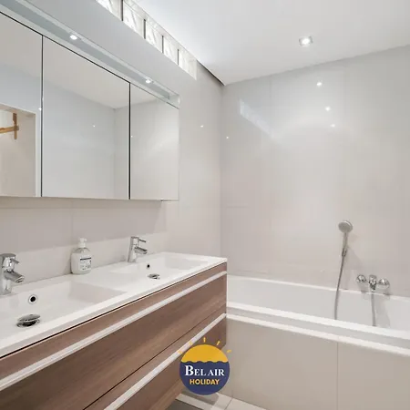 Appartement Luxury With Amazing Seaview In T1 *